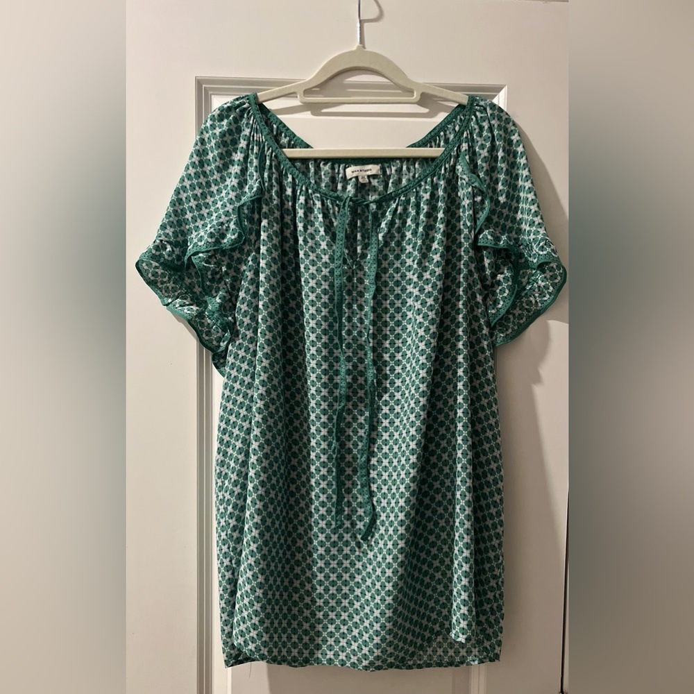 NWOT Max Studio Ruffle Sleeve Peasant Boho Geometric Top